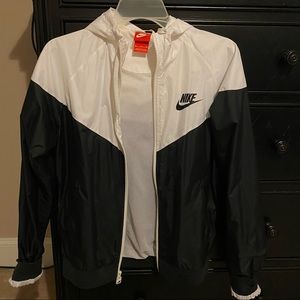Nike windbreaker jacket